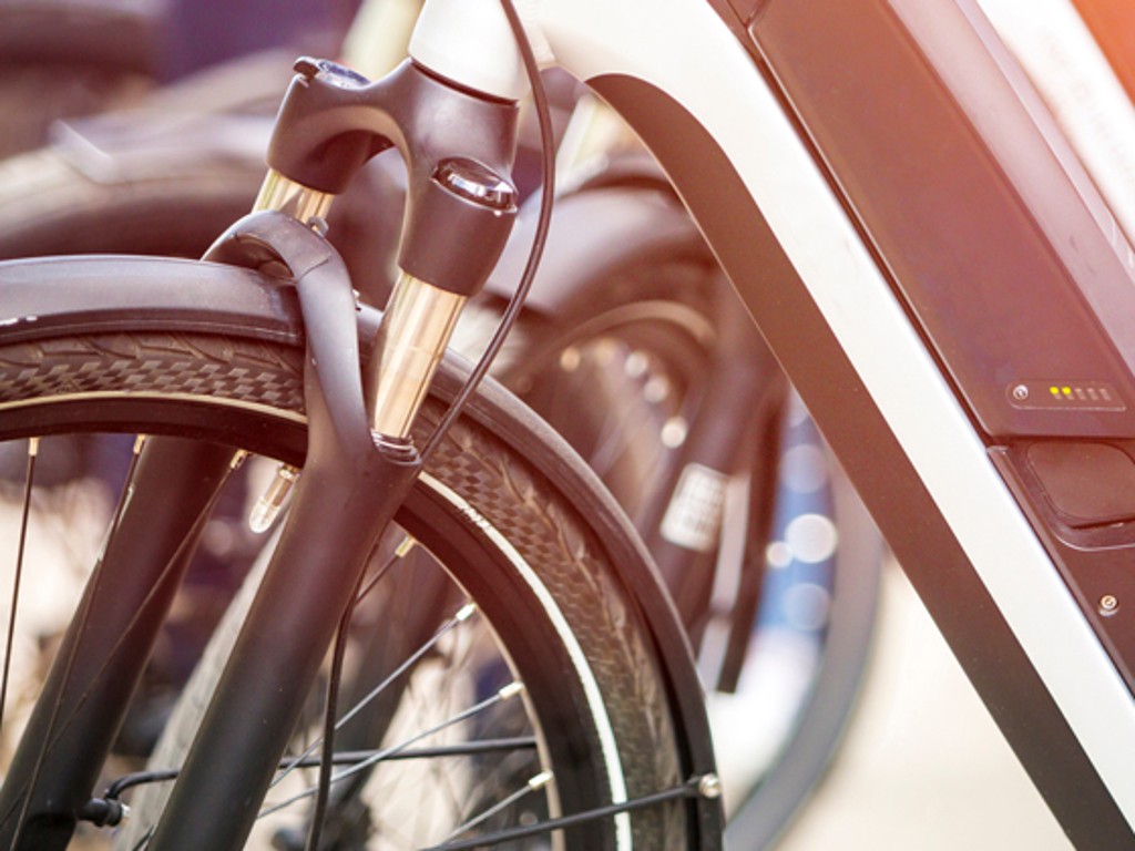Fahrräder, Pedelecs und Zubehör