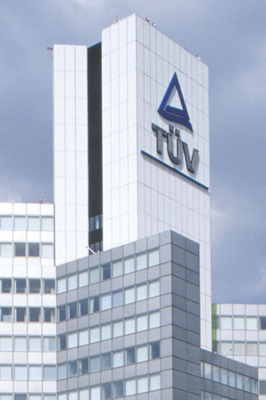 TÜV莱茵与The BHive数字化学品管理平台建立战略合作伙伴关系