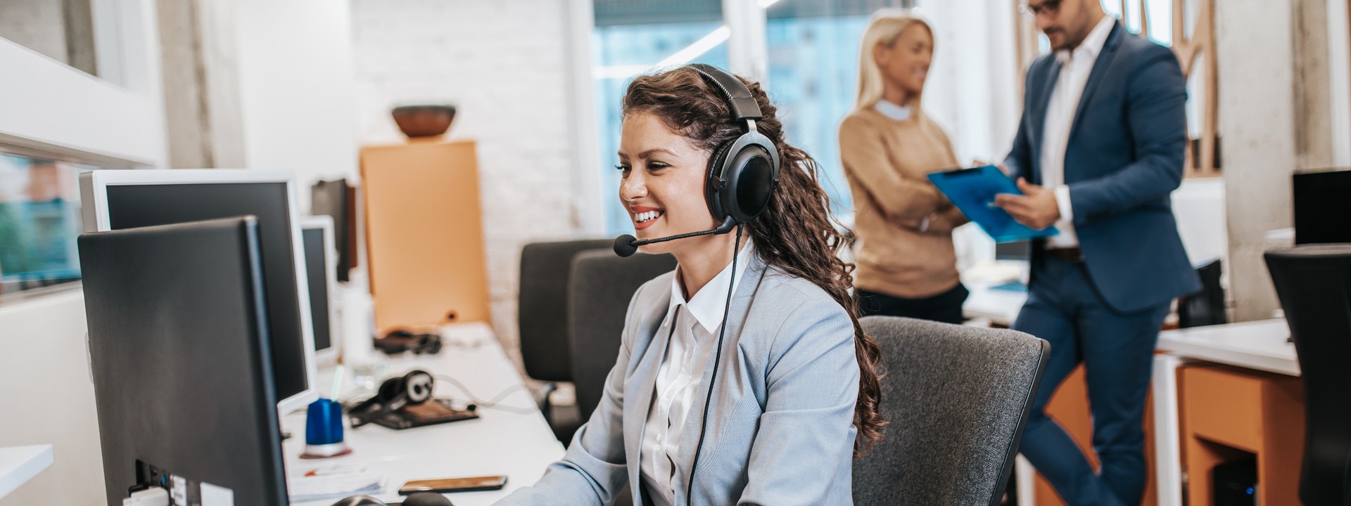 Auditurile sociale la furnizori – Contact