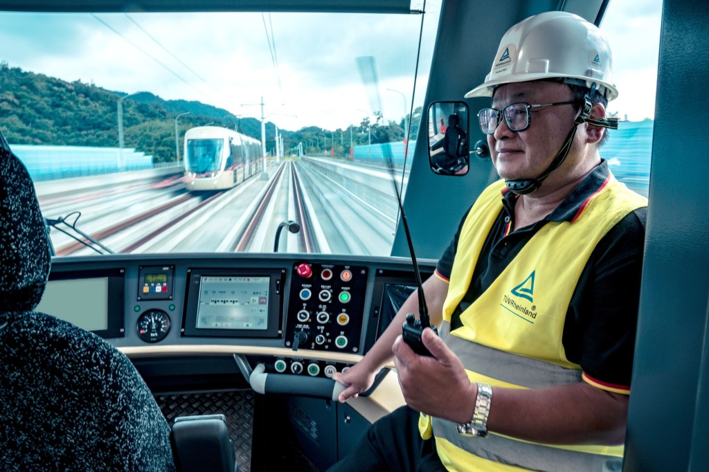 Zustandsbezogene Instandhaltung (Condition Based Maintenance) befreit Bahnunternehmen von starren Wartungsplänen. Foto: TÜV Rheinland