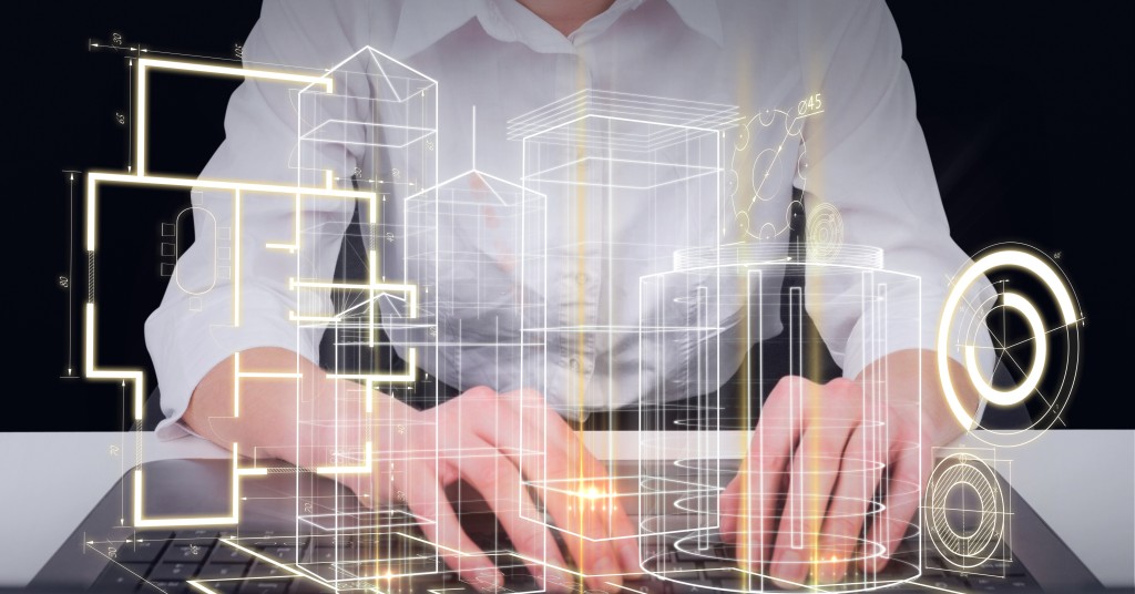 パソコンを打つ人の手