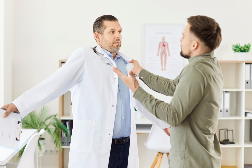 Welttag für Sicherheit und Gesundheit am Arbeitsplatz: Mitarbeitende bestmöglich vor Gewalt schützen