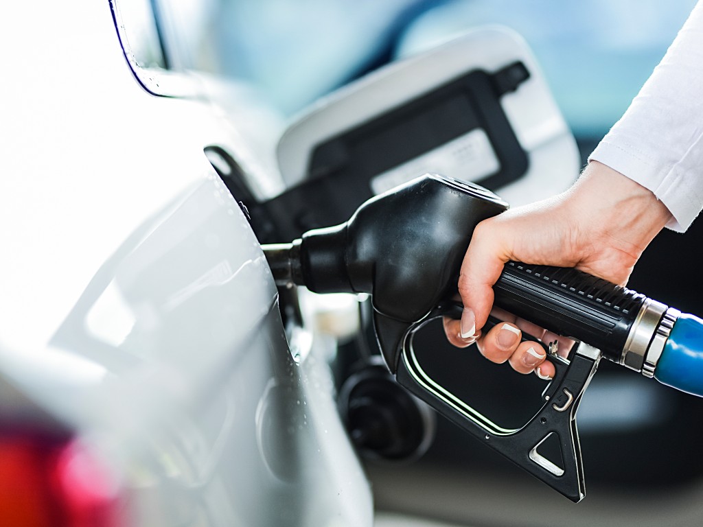 Tank testing for cars and motorcycles: Numerous renowned manufacturers, OEMs and suppliers rely on our know-how. 