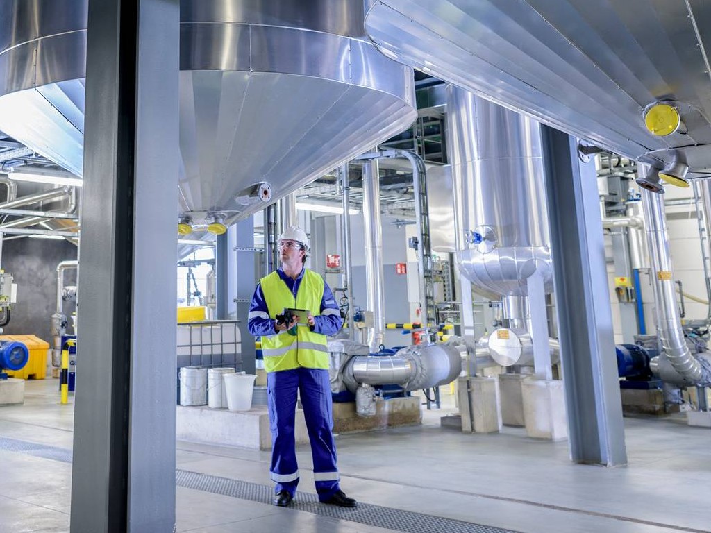 Gefahrstoffmessung am Arbeitsplatz | TÜV Rheinland