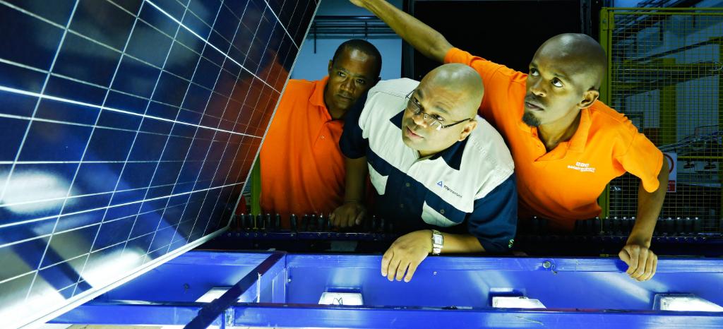 Testing for photovoltaic components