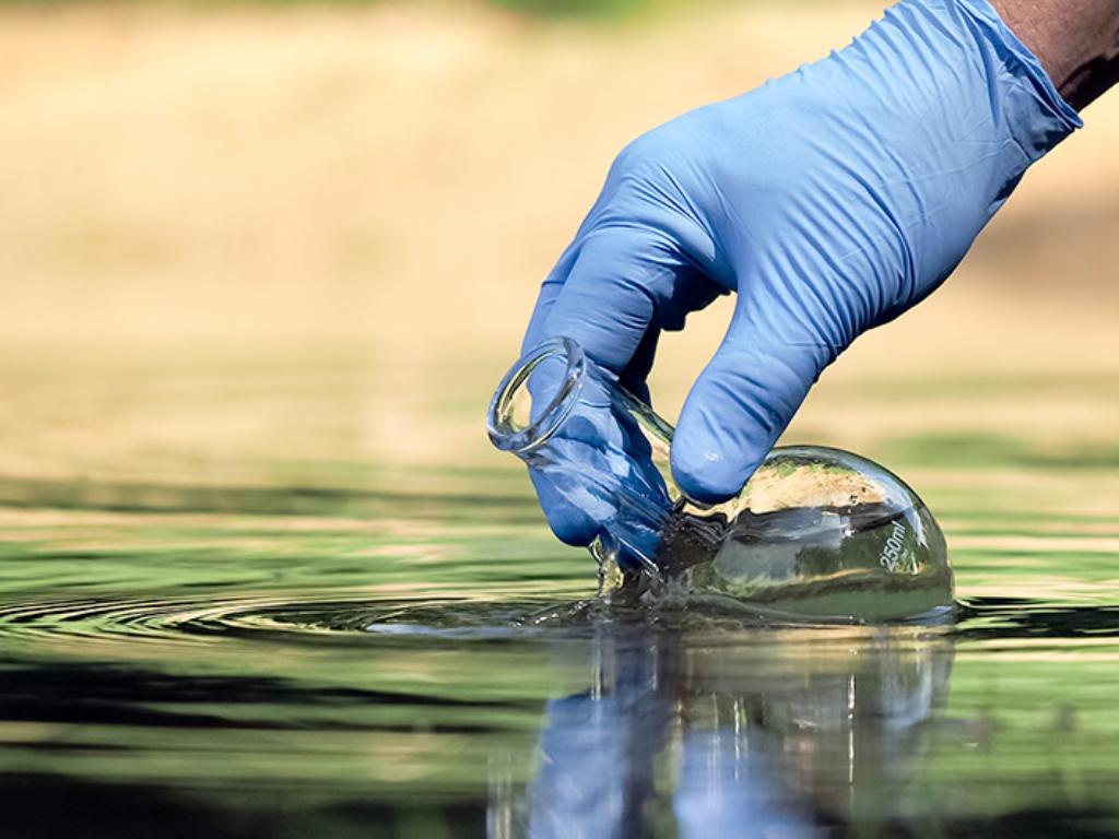 DETOX-Sicherstellung für Lieferketten der Bekleidungsbranche