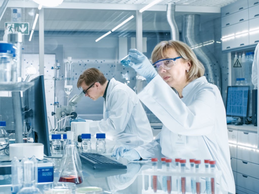 Validate the safety of Food Contact Material products with our global testing and management expertise | TÜV Rheinland