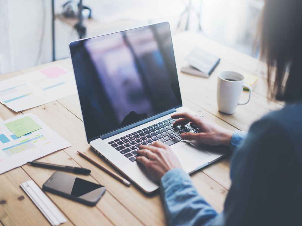 Reflection Free Certification Certification | TÜV Rheinland