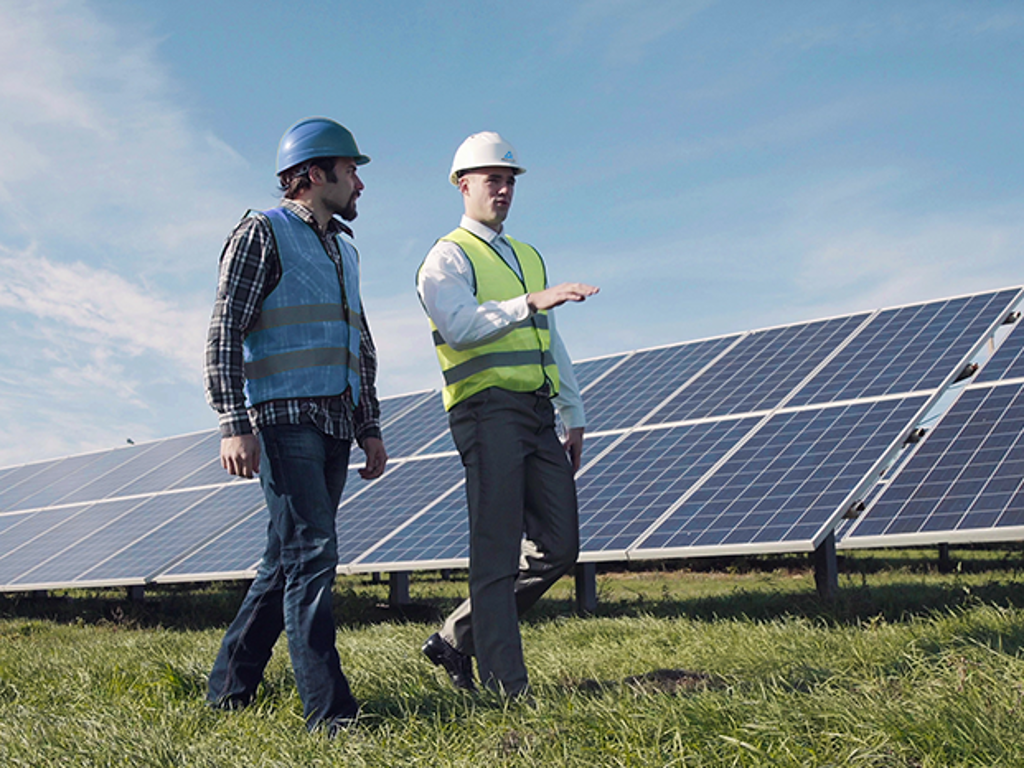 Zertifizierung von O&M-Services für PV Kraftwerke | TÜV Rheinland