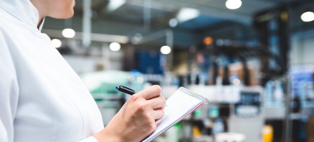 Testing and laboratory services for the industry | TÜV Rheinland