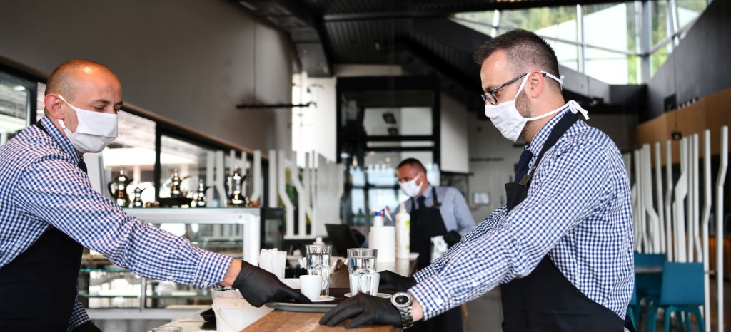 Our certificate reflects effective anti-corona measures and hygiene regulations for restaurants and hotels | TÜV Rheinland