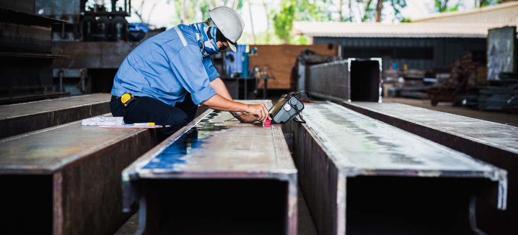 Weld inspection of steel structure components using ultrasonic testing